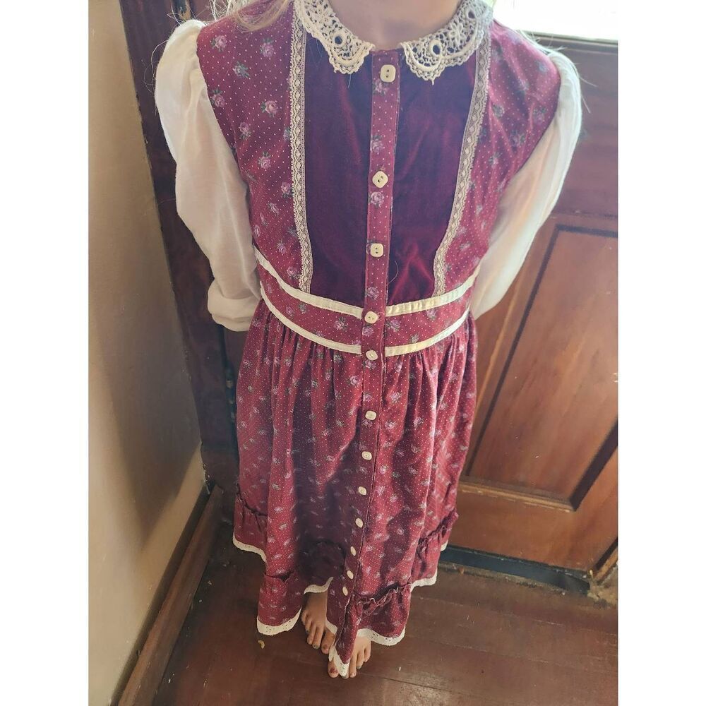 Vintage 1970s GUNNE SAX girls Velvet Bodice Jeunes Filles Calico Prairie Dress